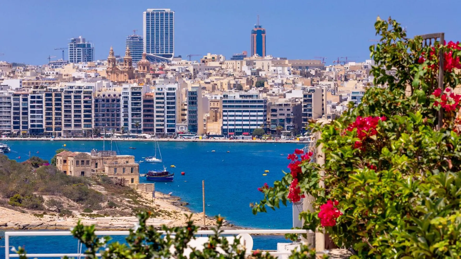 Penthouse Cathedral And Seaview Terrace Apartment Valletta