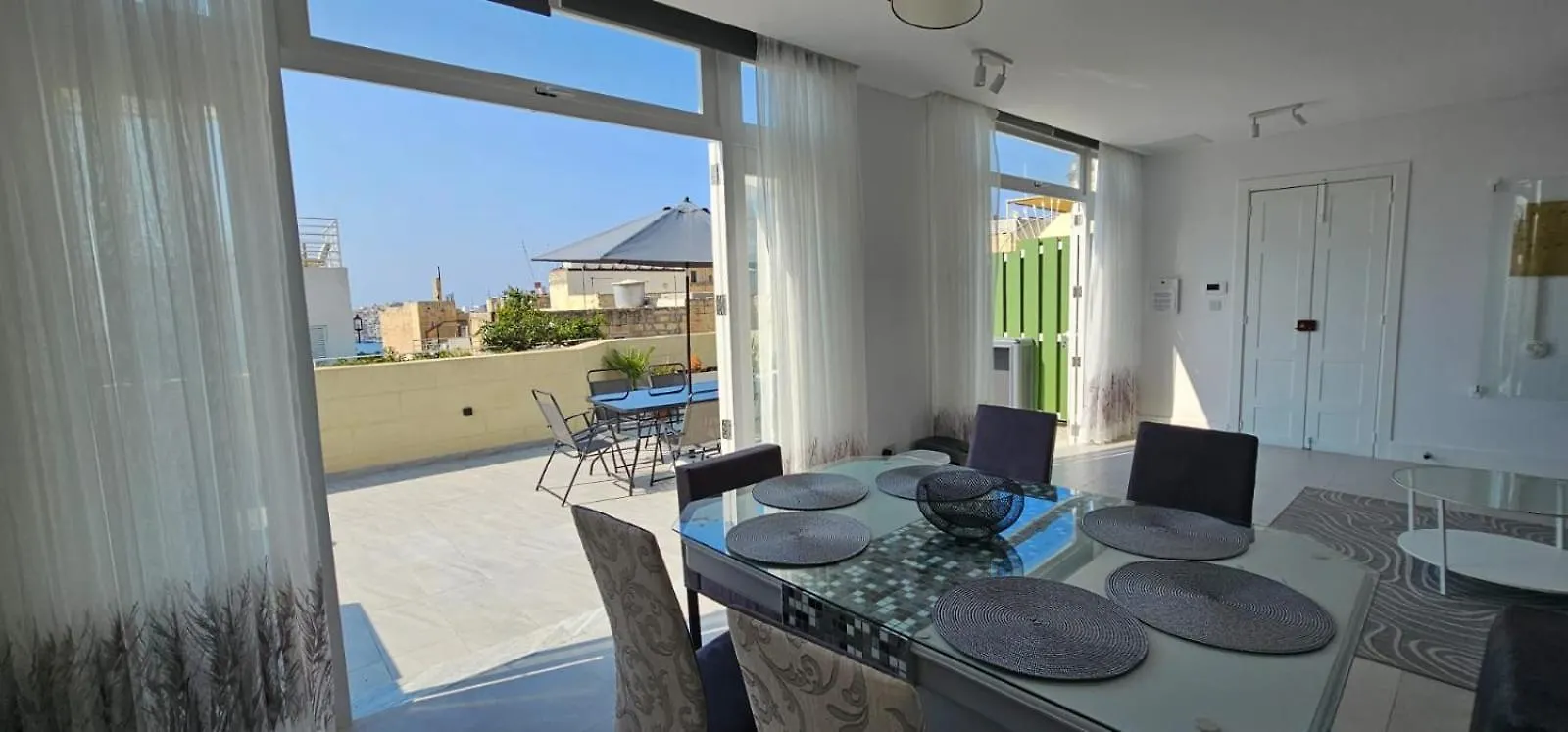 Penthouse Cathedral And Seaview Terrace Apartment Valletta Malta
