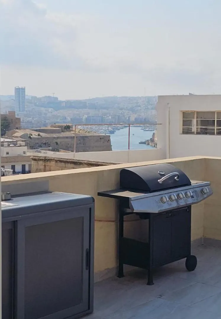 Penthouse Cathedral And Seaview Terrace Apartment Valletta 0*,  Malta