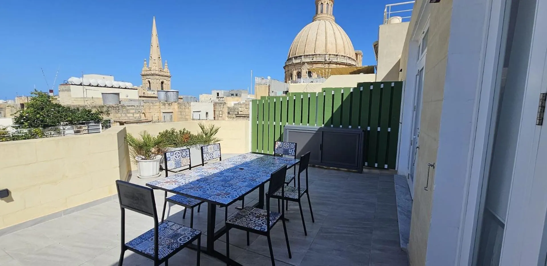 Penthouse Cathedral And Seaview Terrace Apartment Valletta