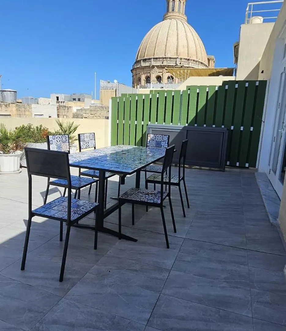 Penthouse Cathedral And Seaview Terrace Apartment Valletta
